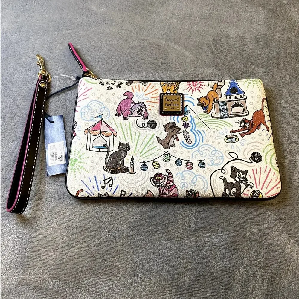 Dooney & Bourke Disney Cats Wristlet White Leather Gold Large Pouch NWT